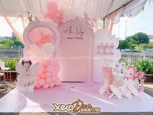 Trang trí thôi nôi bé gái tone hồng cute - An Vy